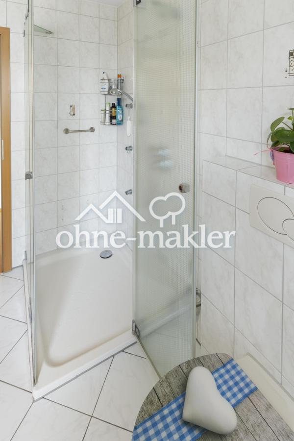 Altersgerechte Dusche im Bad