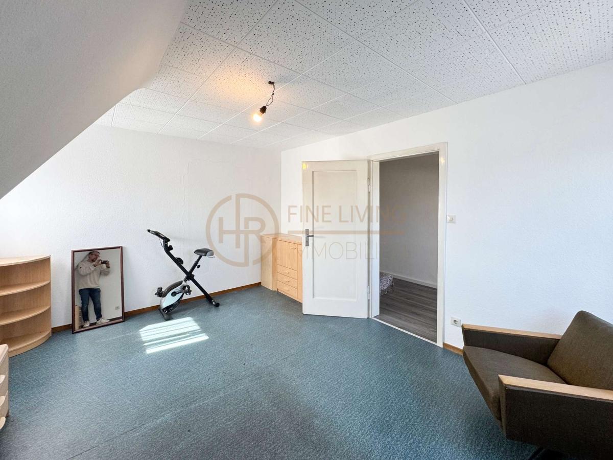 Schlafzimmer 1.OG Bild3