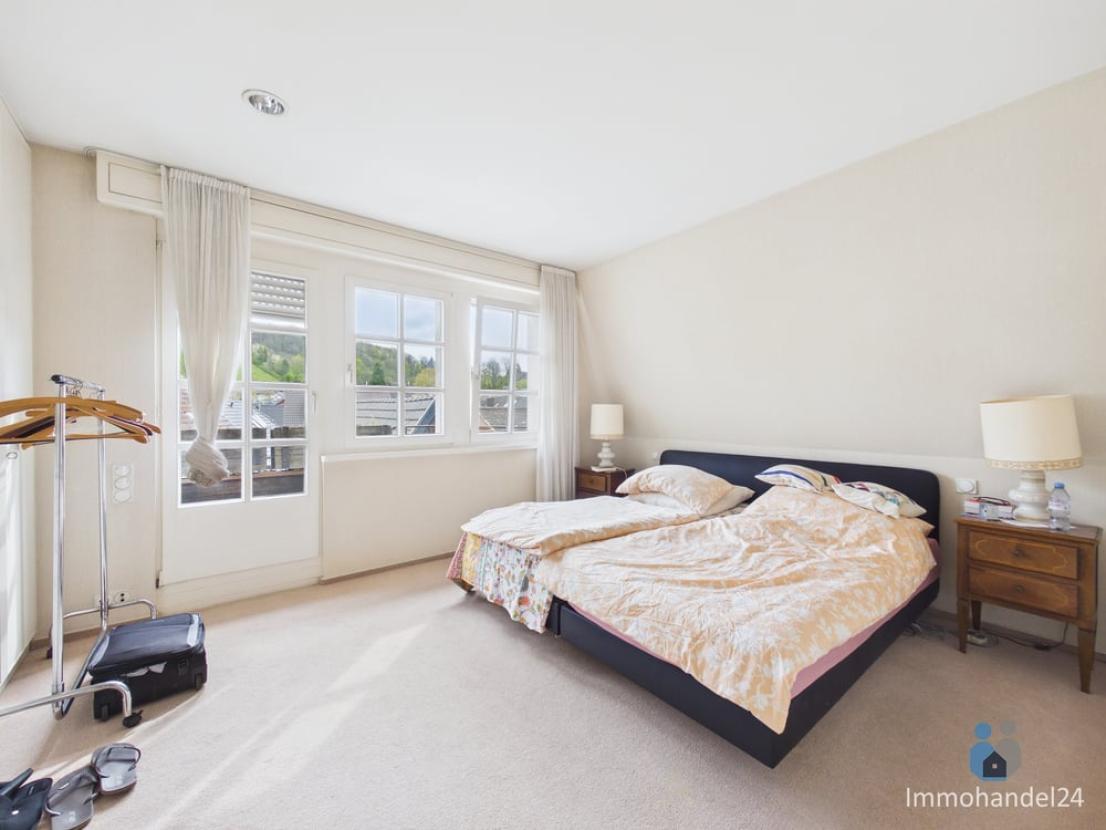 Schlafzimmer DG