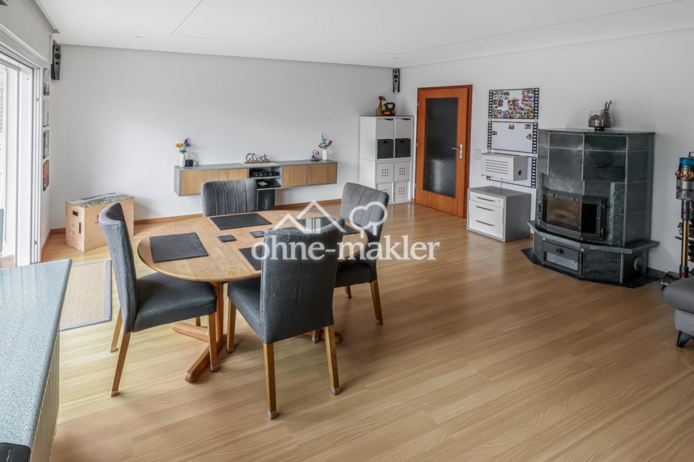 Wohnzimmer + Kamin