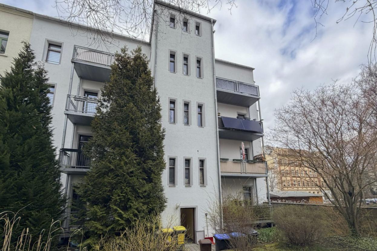 Außenansicht hofseitig 01