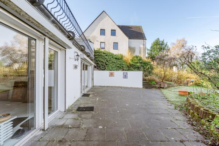 Terrasse unten