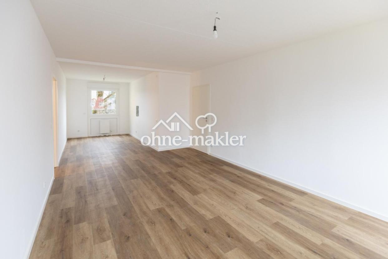 Wohnzimmer / Esszimmer
