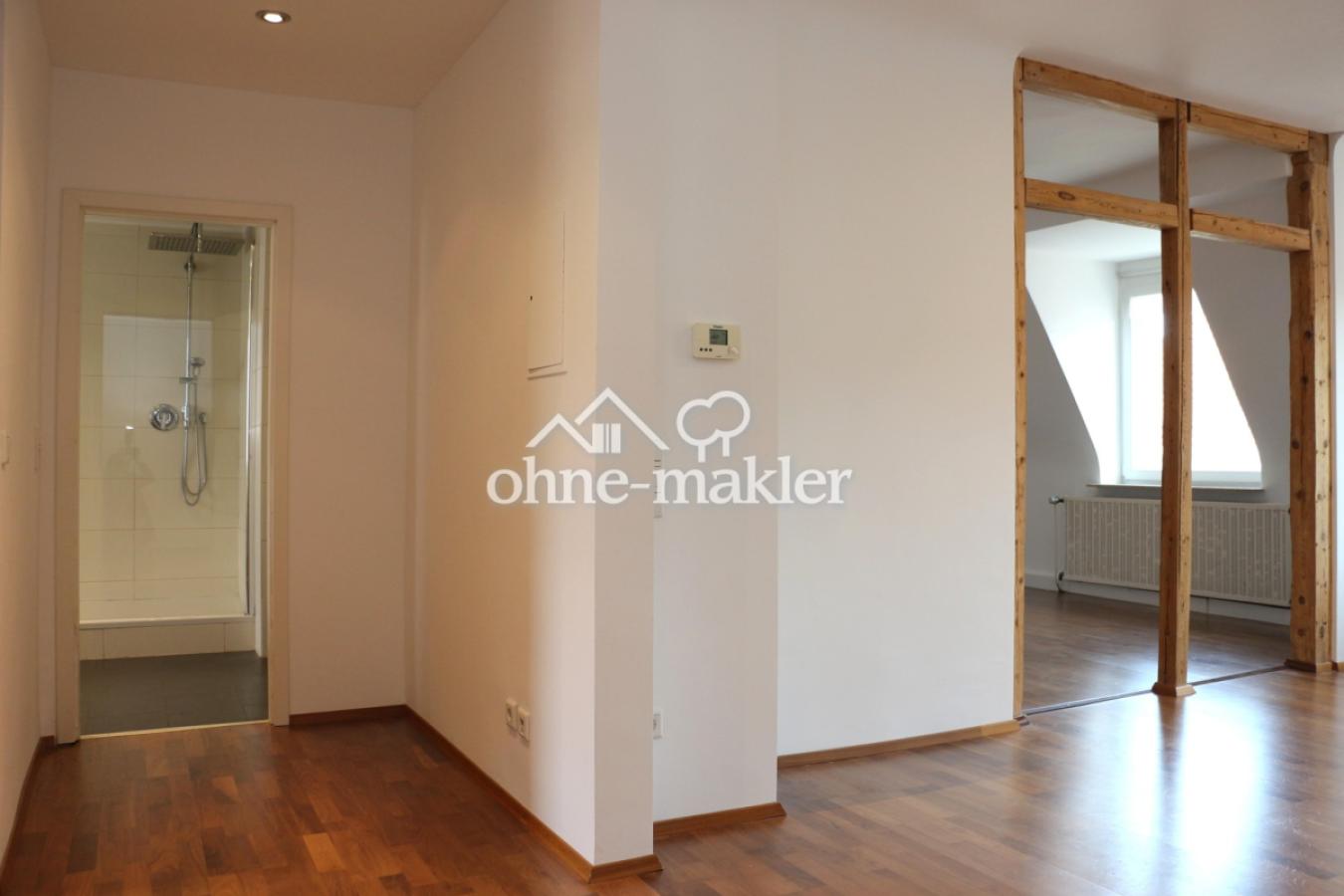 Eingang rechts Esszimmer