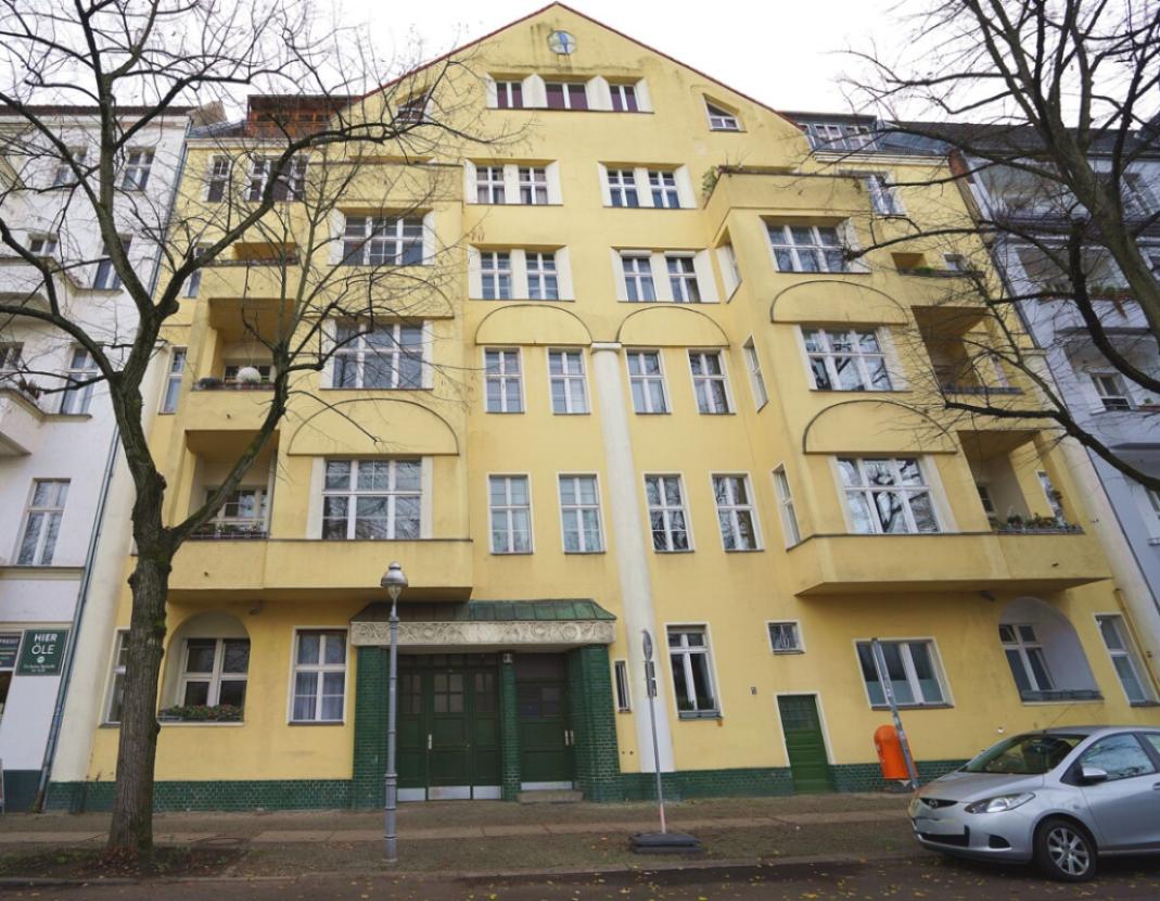Straßenansicht