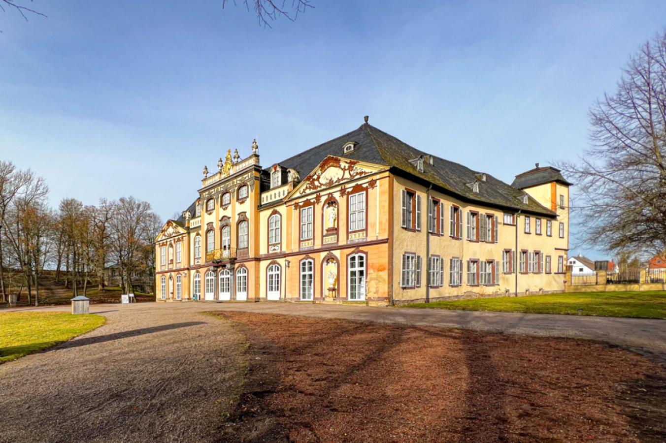 Schloss Molsdorf mit Schlosspark