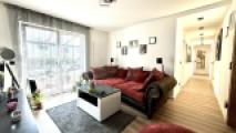 Wohnzimmer EG Wohnung (5)