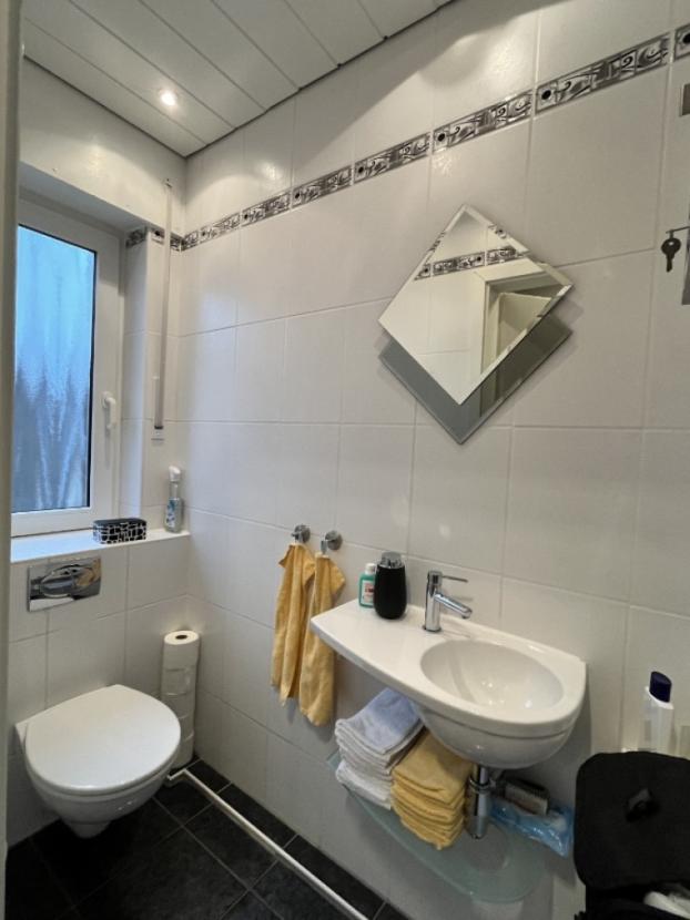 Gäste-WC (2)