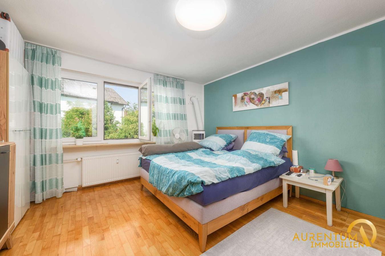 Schlafzimmer OG