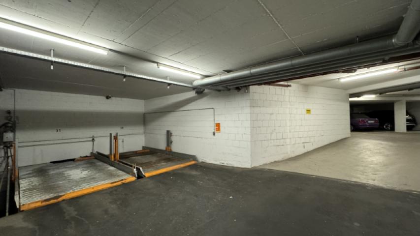 Tiefgaragenstellplatz