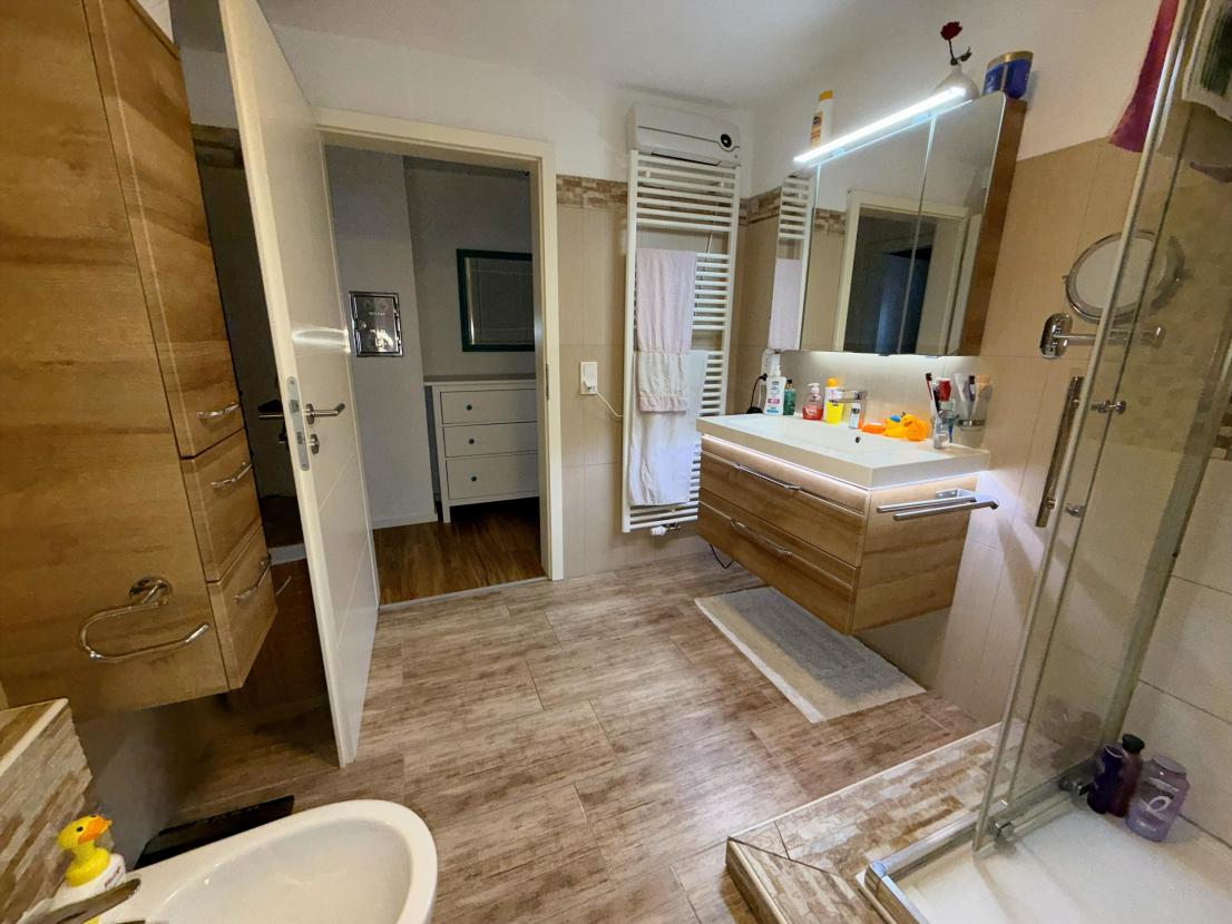 Bad EG Wohnung