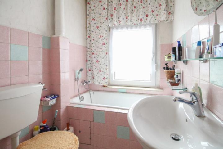 Badezimmer EG