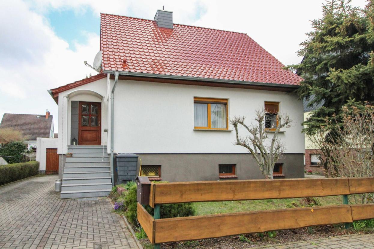 Außenansicht straßenseitig
