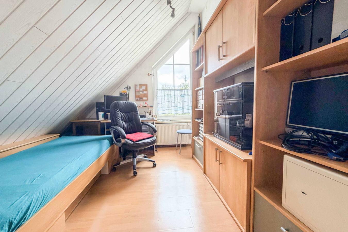 Büro DG rechts