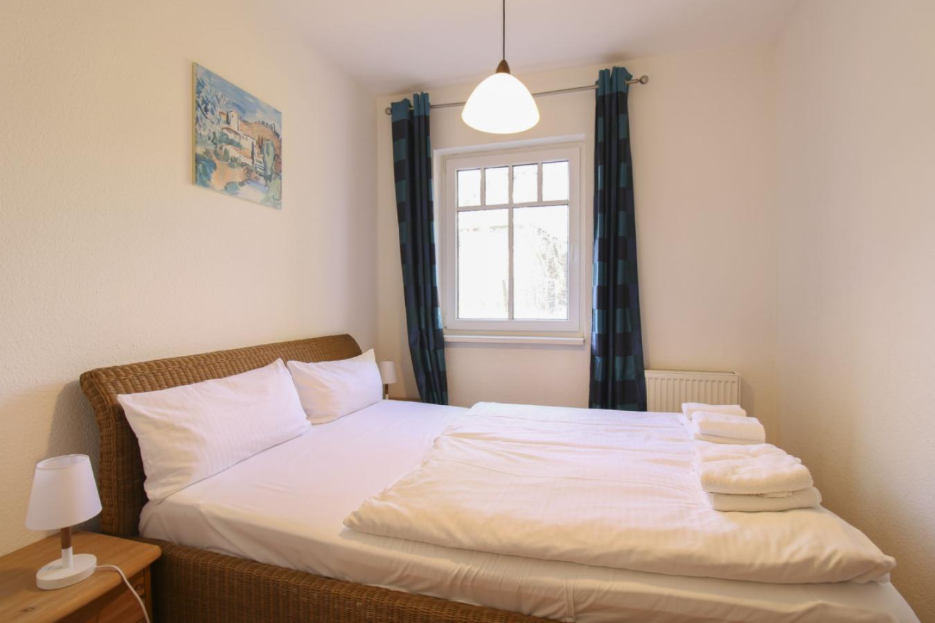 Schlafzimmer 2