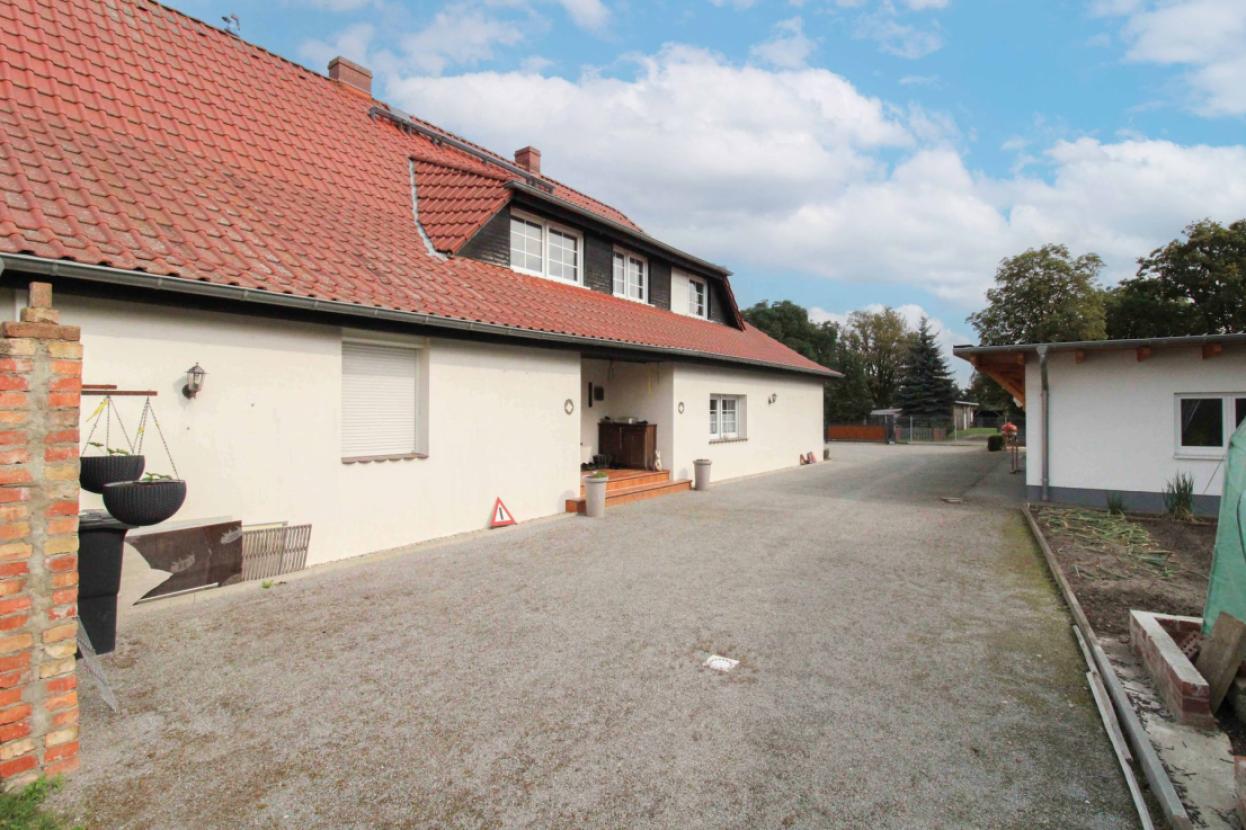 Einfahrt
