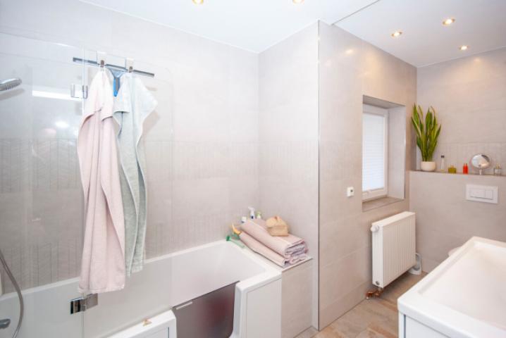 Badezimmer I