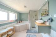 Badezimmer DG