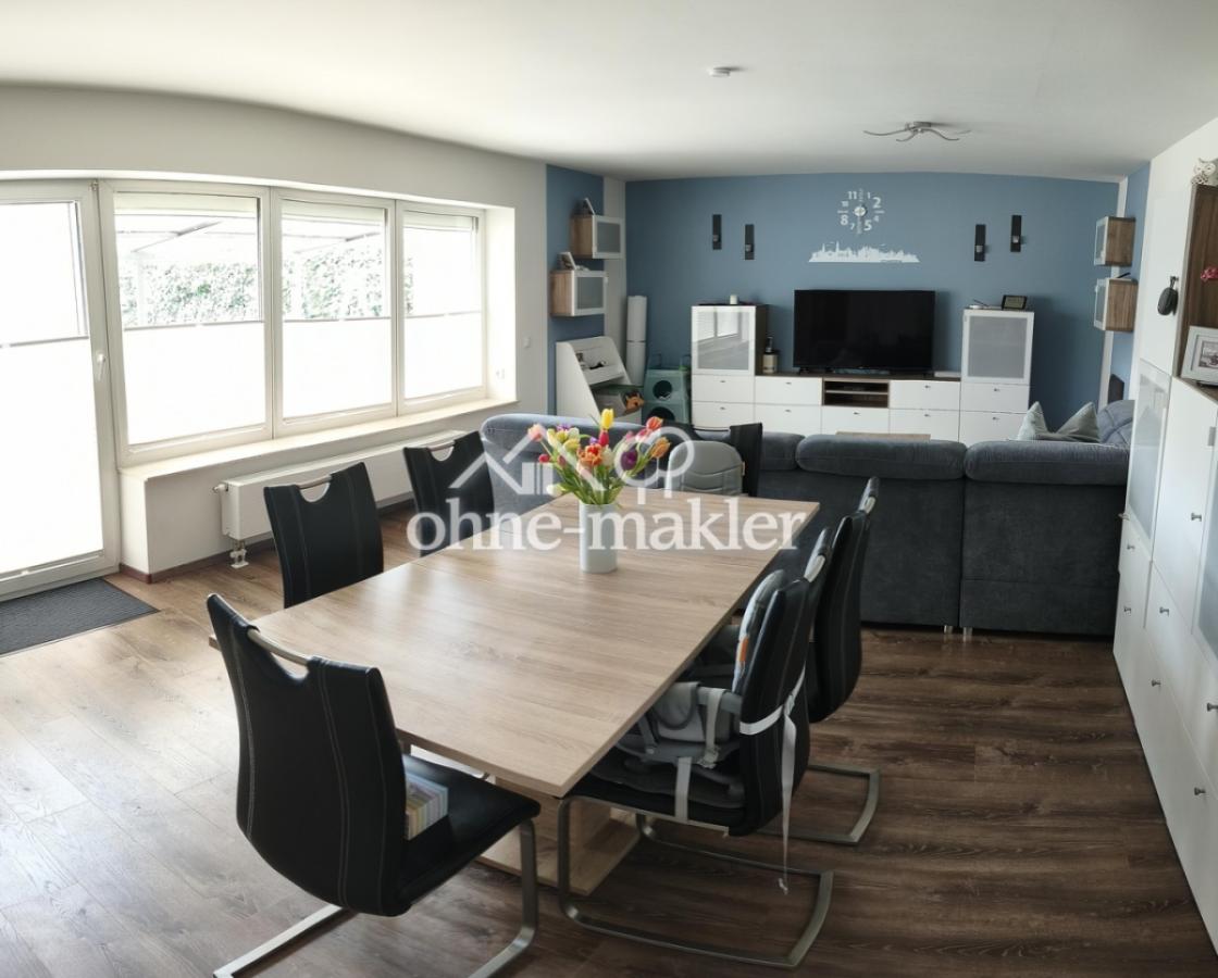 Wohnzimmer ca. 38m²