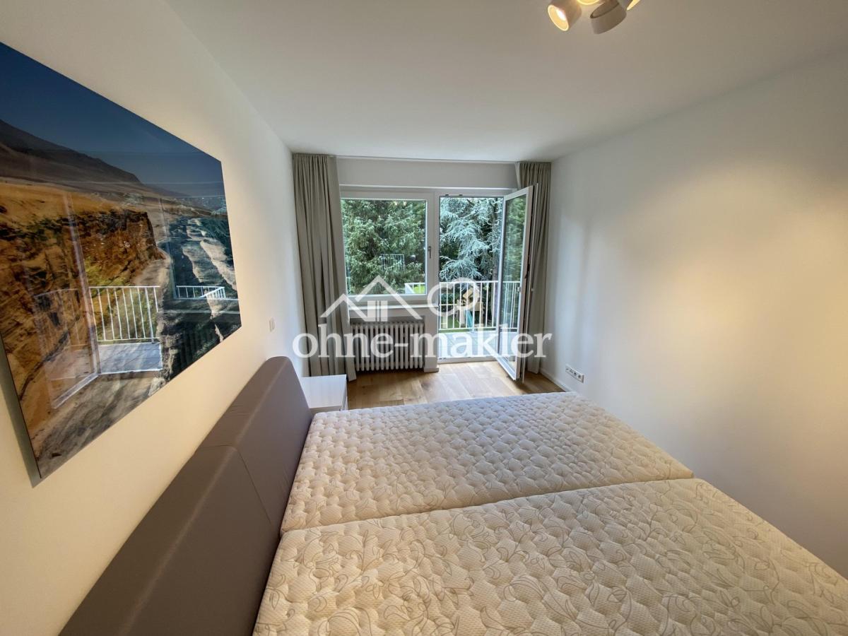 Schlafzimmer Richtung Garten 