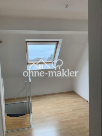 Empore ( 1/2 Zimmer)