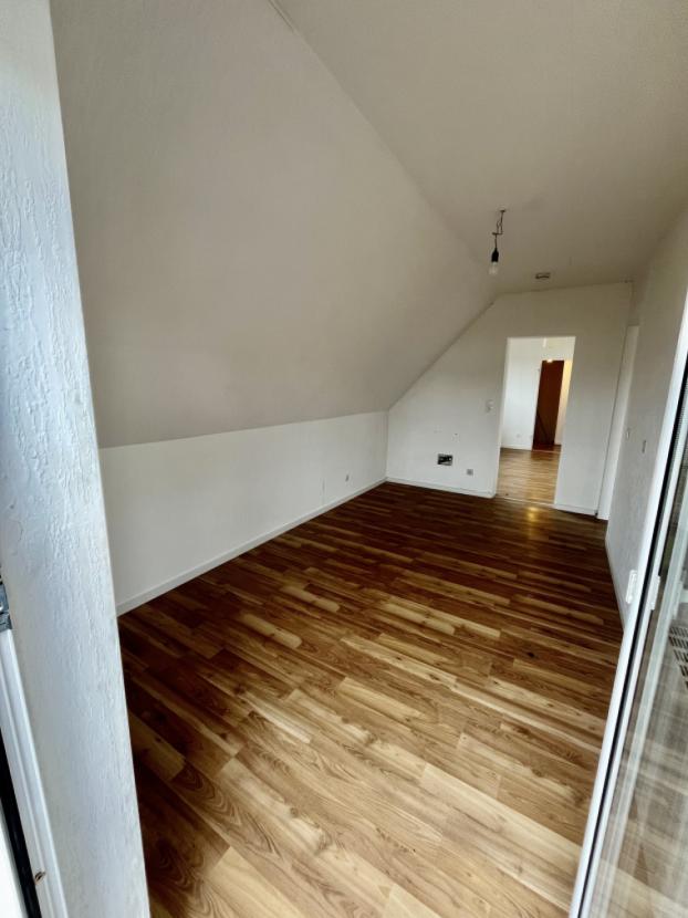 Zimmer 2 OG