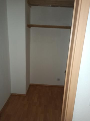 Flur Richtung Abstellkammer