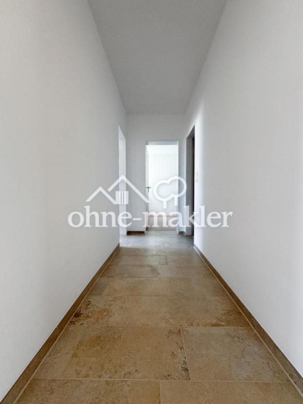 Gang zu Bad und Eltern Schlafz