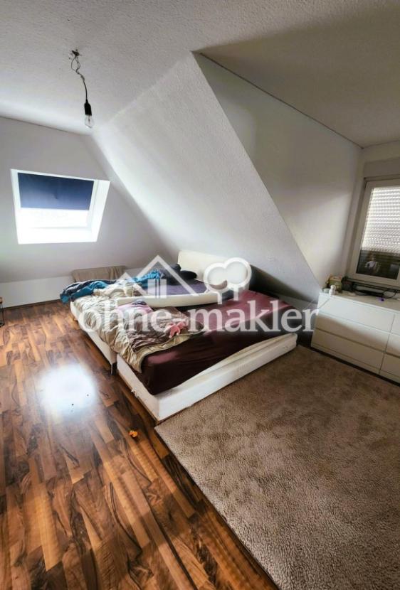 Schlafzimmer Eltern