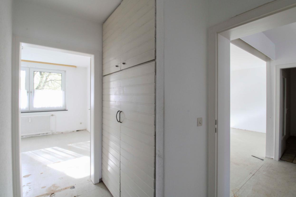 Flur mit Einbauschrank