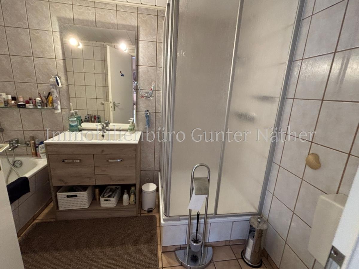 Bad mit Dusche