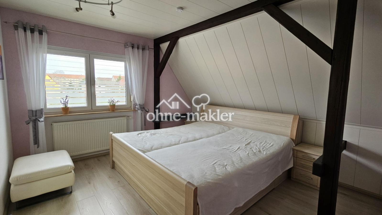 Schlafzimmer DG Ansicht 1