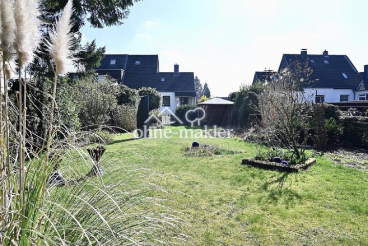 Garten Blick zum Haus