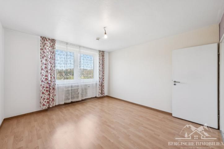 Schlafzimmer b
