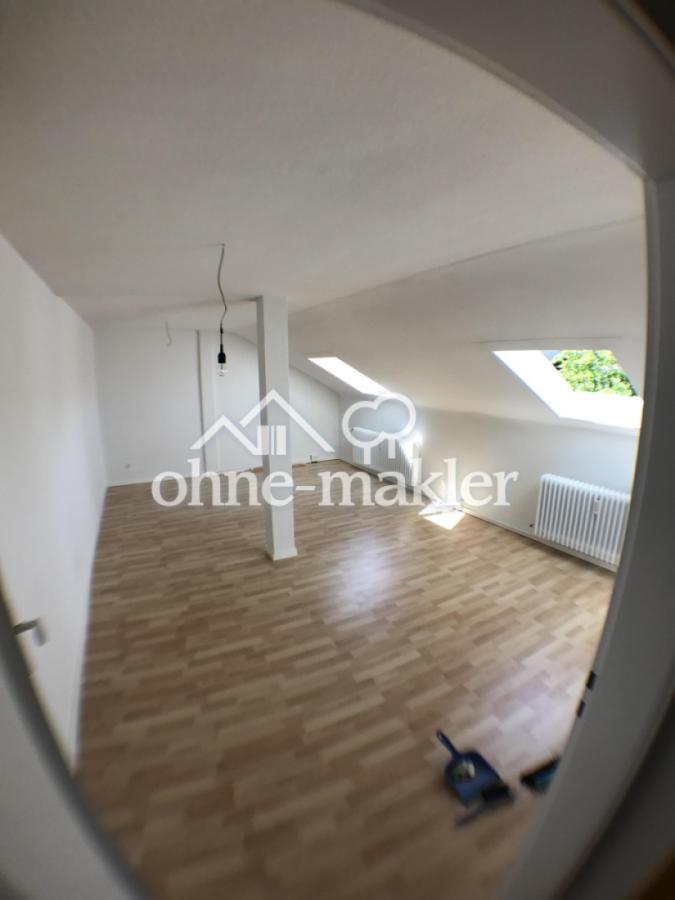 Wohnzimmer_Blick 2