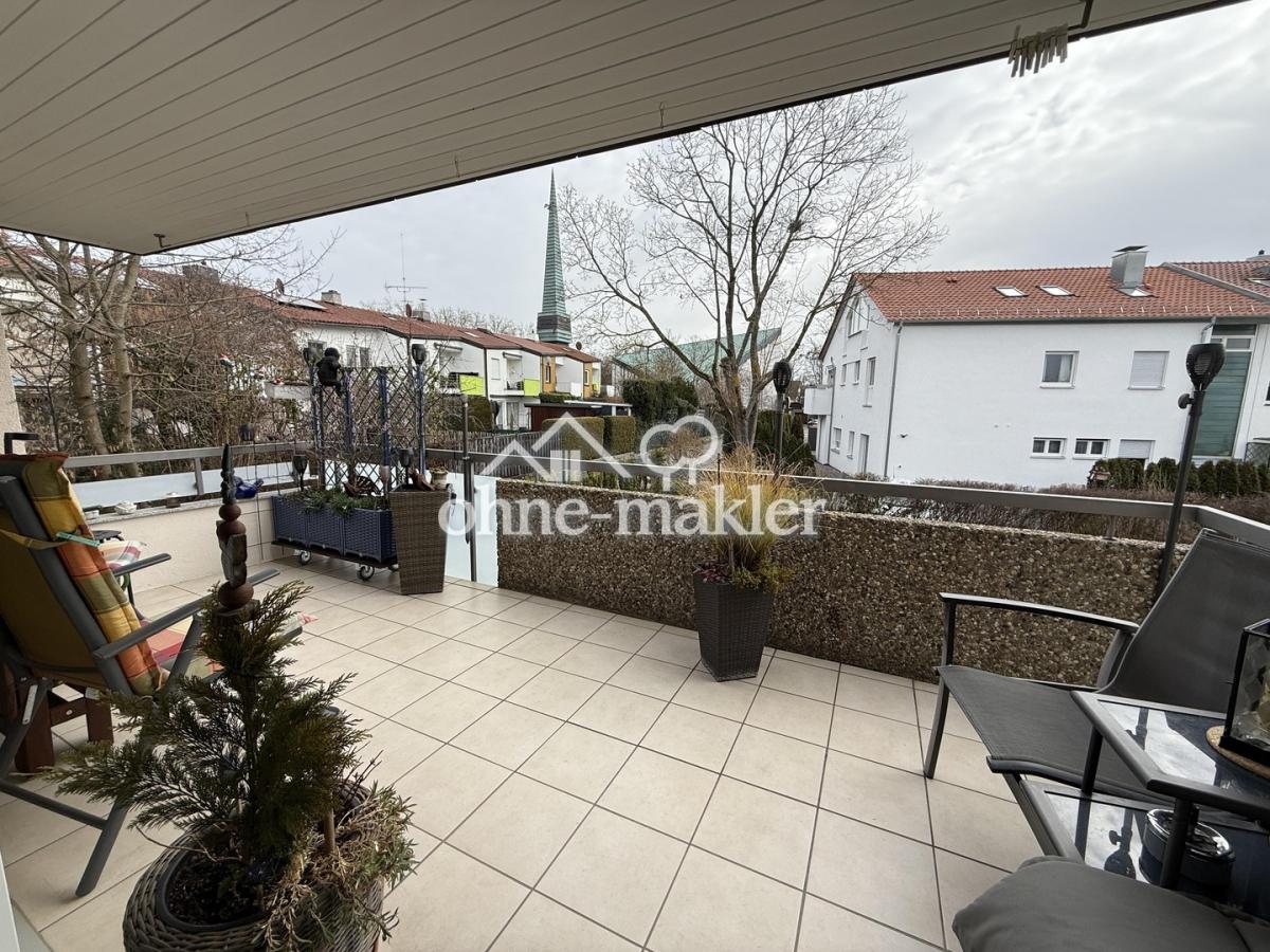 Balkon 1.OG links