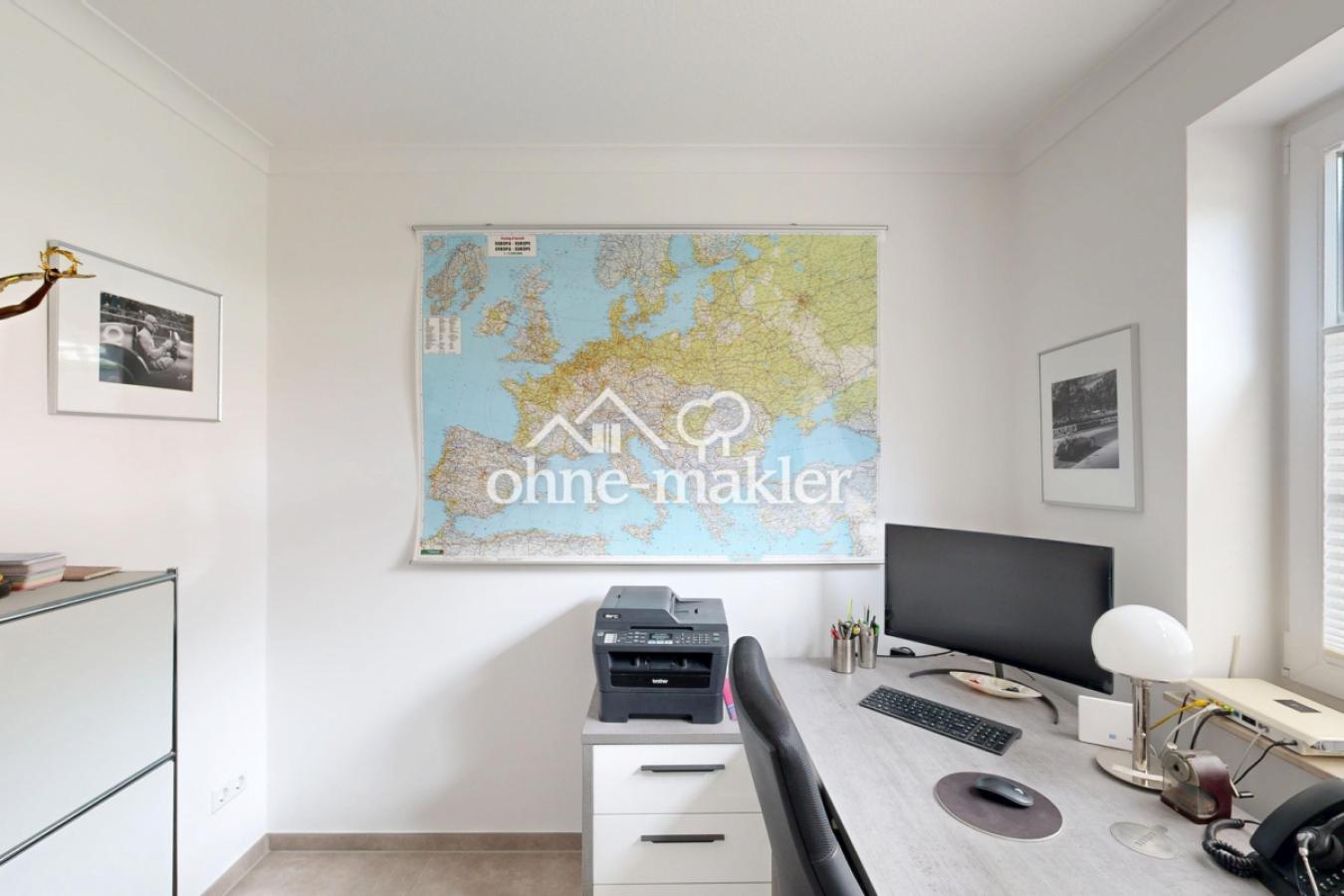 Arbeitszimmer