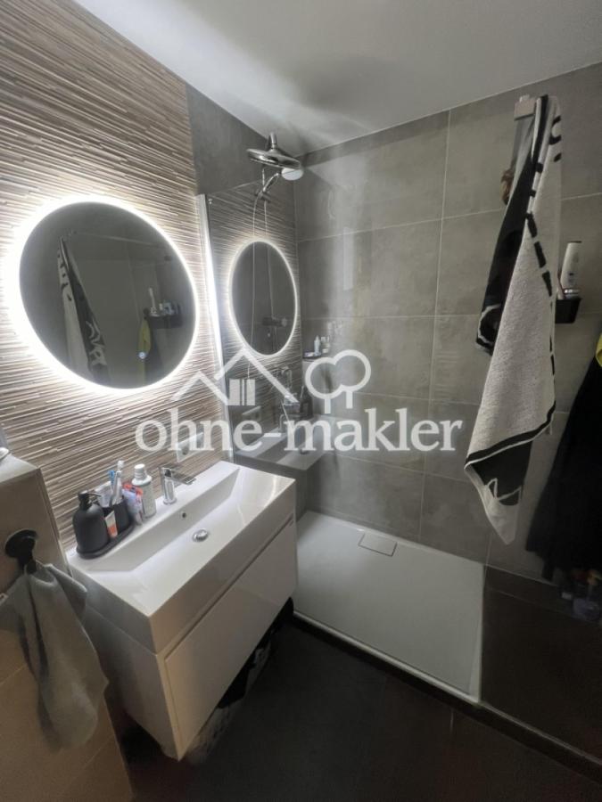 Badezimmer eingerichtet