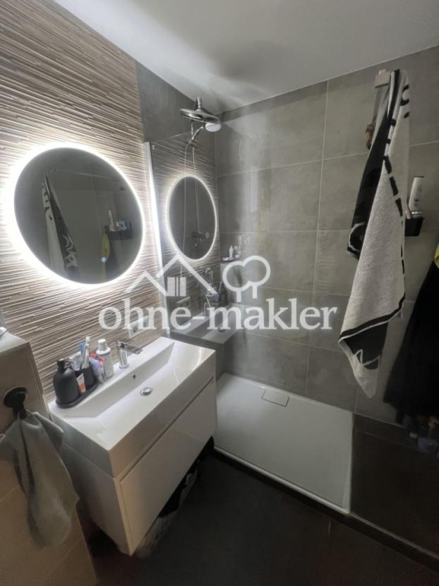 Badezimmer eingerichtet