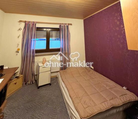 Schlafzimmer 2