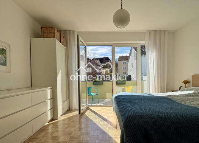 Schlafzimmer mit Balkon