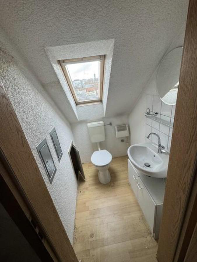 4 kleiner Ausb au im DG für Gäste (3)