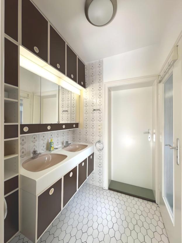 Badezimmer EG