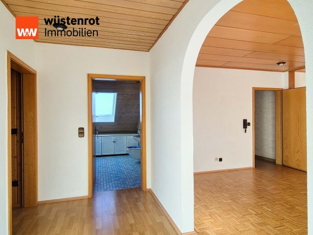 Übergang zu Schlafzimmer DG