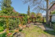 Garten mit Hühnerstall 