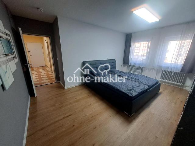 Schlafzimmer 1
