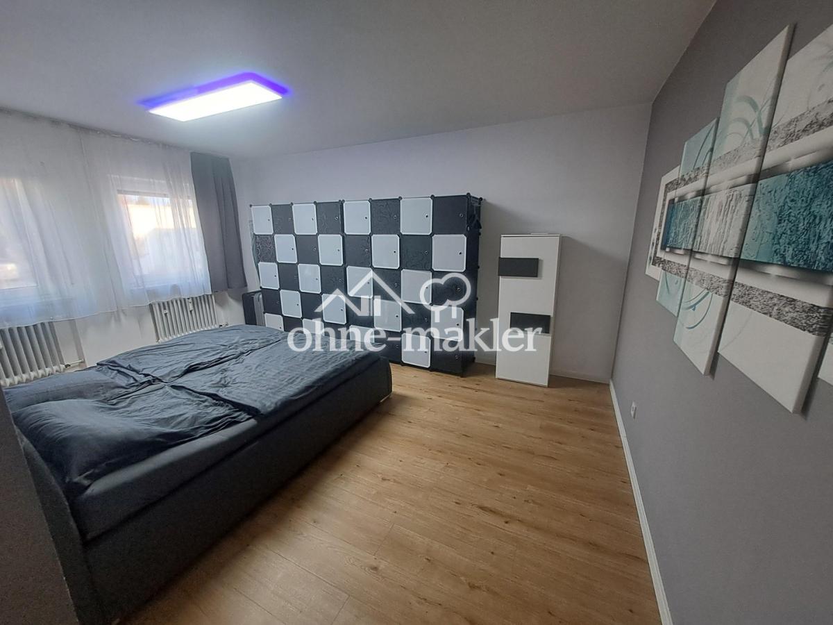 Schlafzimmer 1