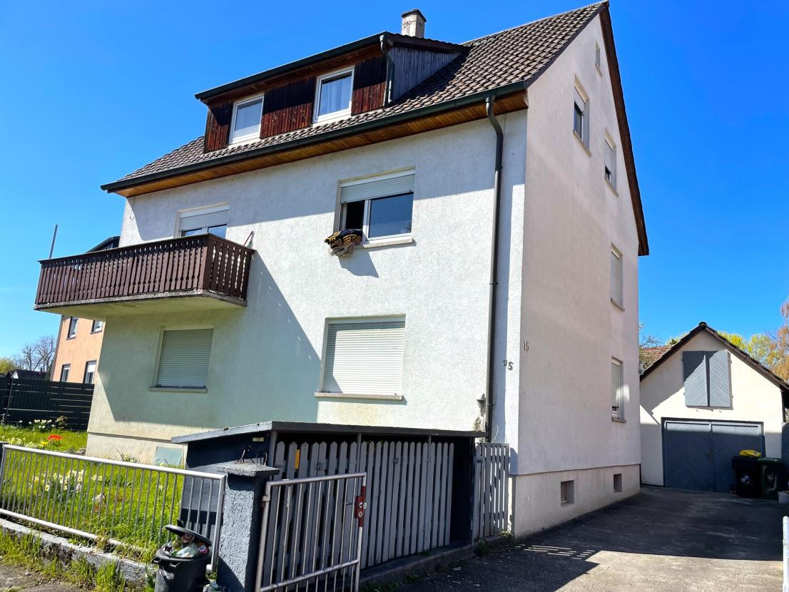 Hofeinfahrt