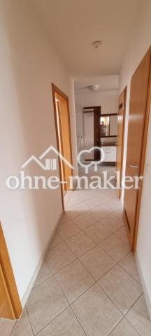 1. Flur, rechts, vom Bad aus