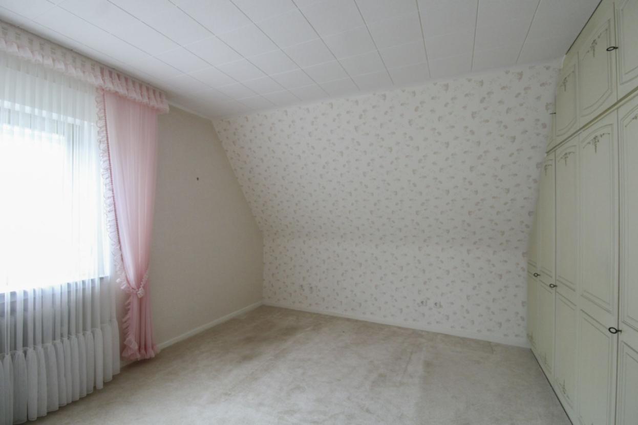 Zimmer 2 OG